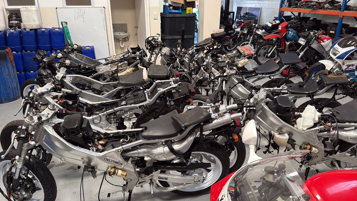 The nostalgia2strokes workshop full of two-stroke frames and projects
